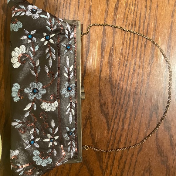 Handbags - Vintage brown leather clutch